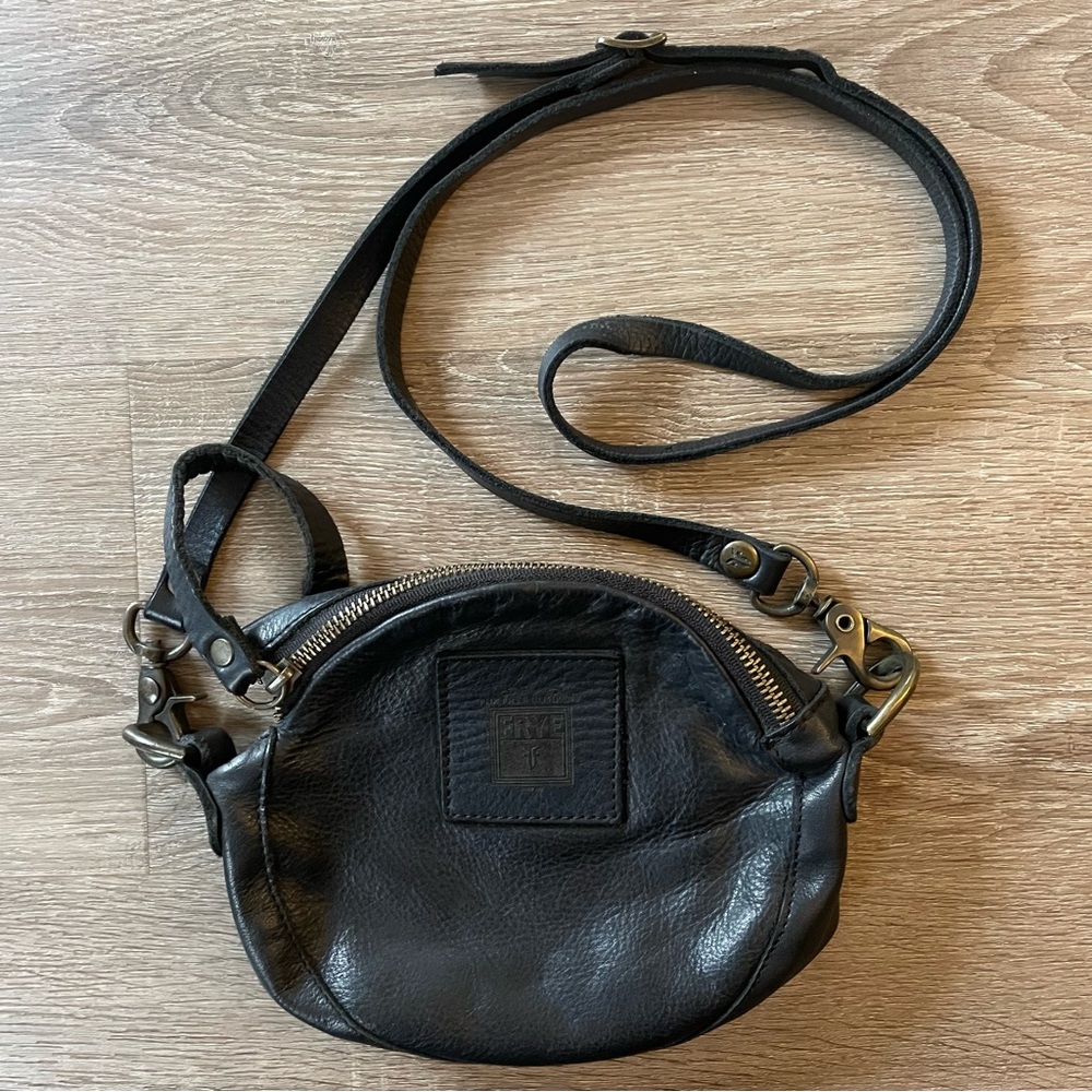 ✨ Frye Black Leather Crossbody Circle Bag Boho Goth Witchy Streetwear Purse ✨